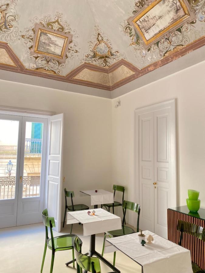 Palazzo Garibaldi - Luxury Suites Galatina Esterno foto