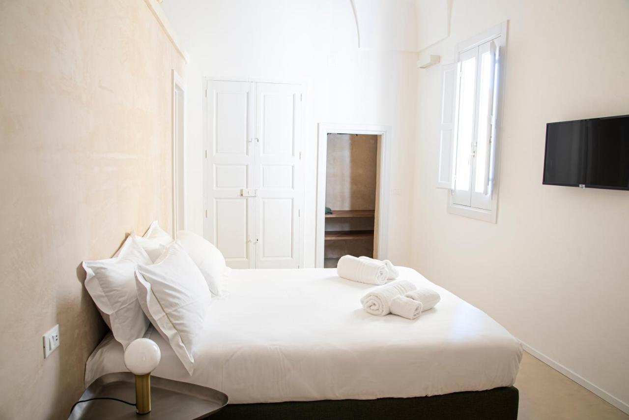 Palazzo Garibaldi - Luxury Suites Galatina Esterno foto